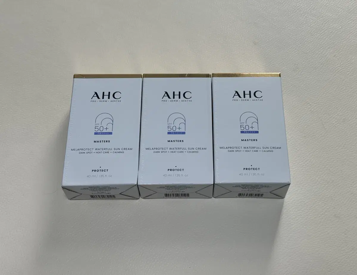 AHC 마스터즈 워터풀 선크림/박세리선크림